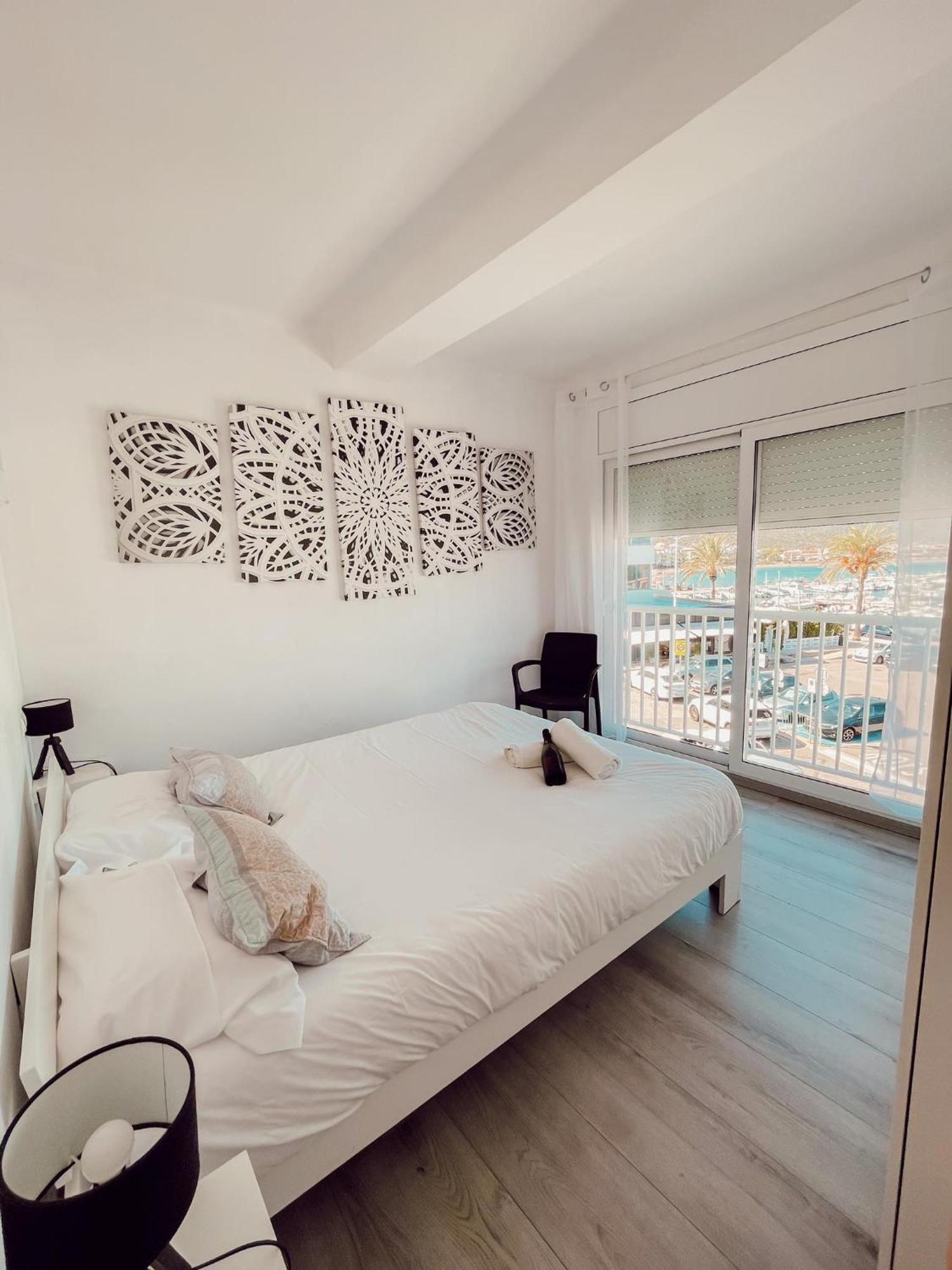 Apartmán Port De Llanca , La Miranda Exteriér fotografie